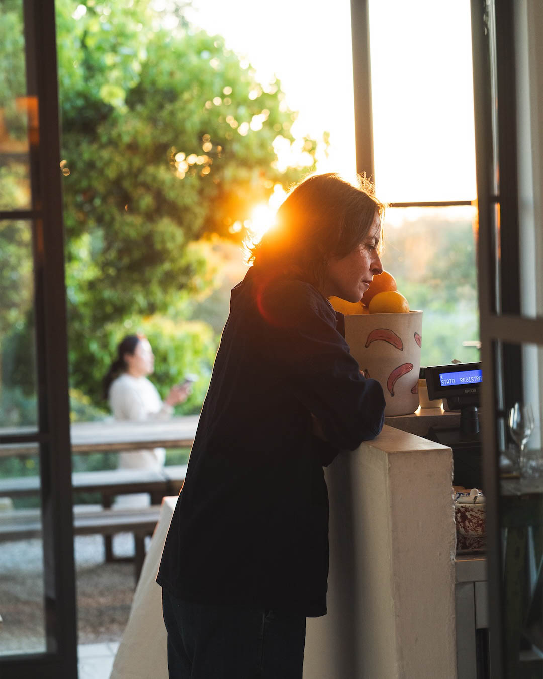 Fotografia di un tramonto mozzafiato sulla masseria durante un evento